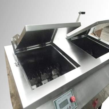 Launder-Ometer Washing Fastness Tester