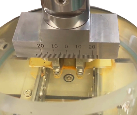 Bone Cement Four-Point Bending Fatigue Tester